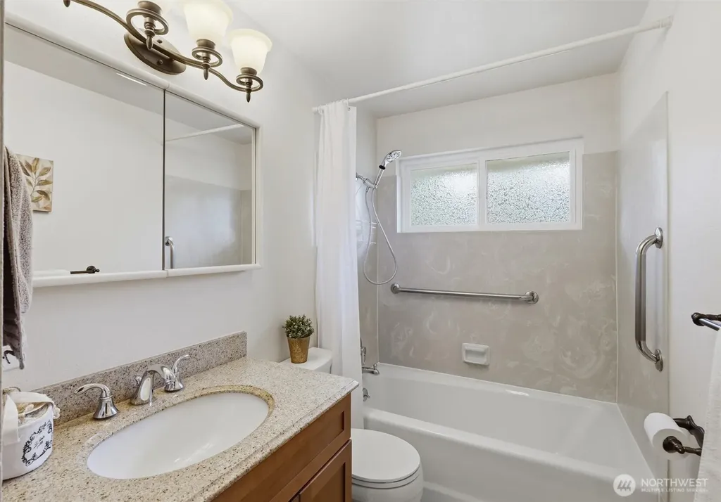 22703 38th Avenue W Mountlake Terrace WA 98043