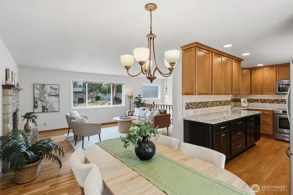 22703 38th Avenue W Mountlake Terrace WA 98043