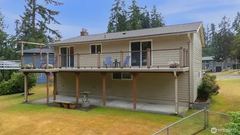 22703 38th Avenue W Mountlake Terrace WA 98043