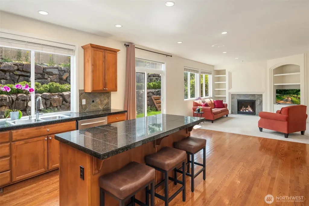35909 Boulder Court Snoqualmie WA 98065