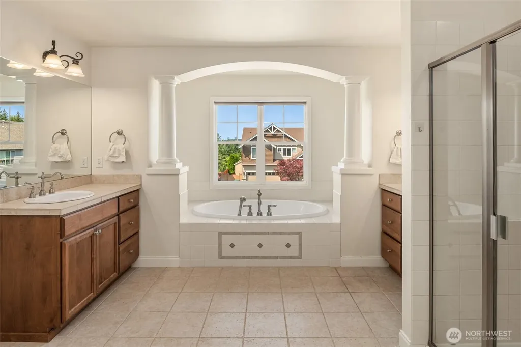35909 Boulder Court Snoqualmie WA 98065