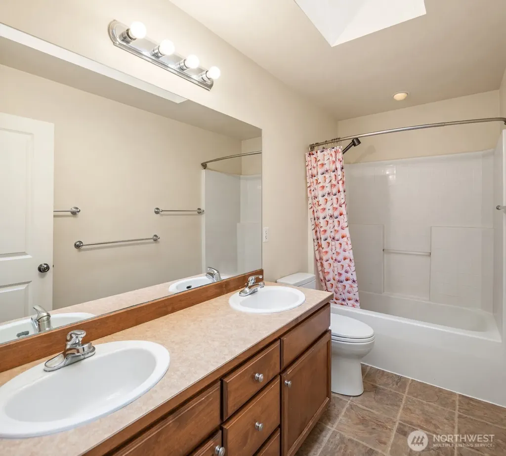 35909 Boulder Court Snoqualmie WA 98065