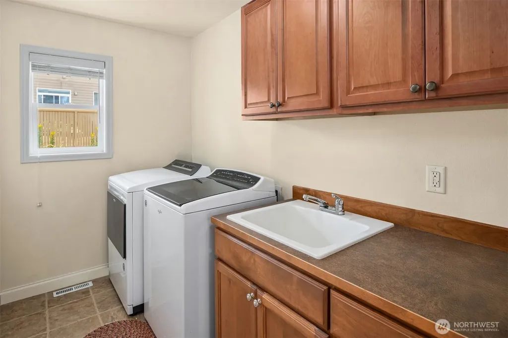 35909 Boulder Court Snoqualmie WA 98065