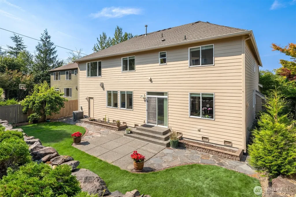 35909 Boulder Court Snoqualmie WA 98065