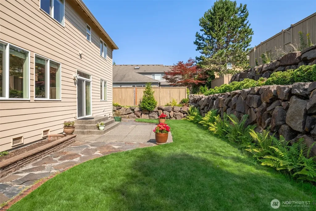 35909 Boulder Court Snoqualmie WA 98065