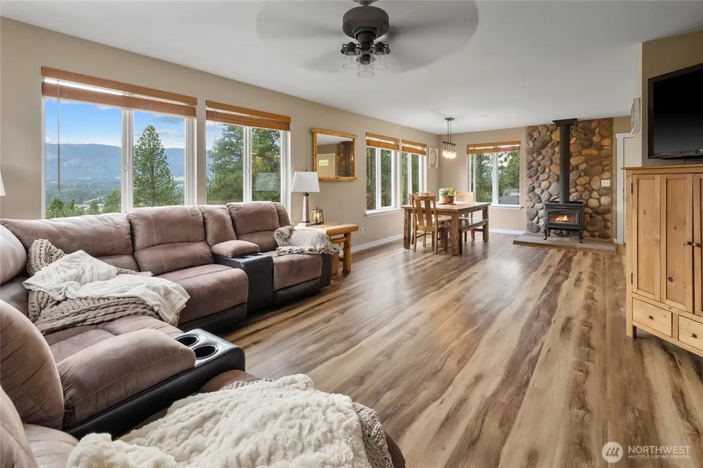 1150 White Road Cle Elum WA 98922