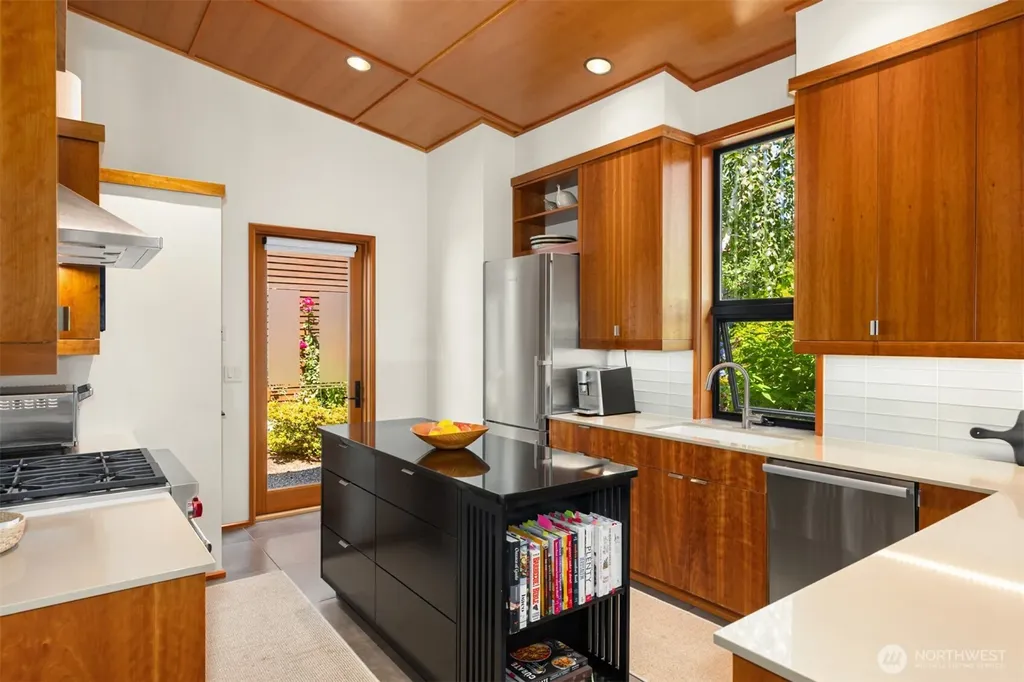 175 Wood Avenue SW Bainbridge Island WA 98110
