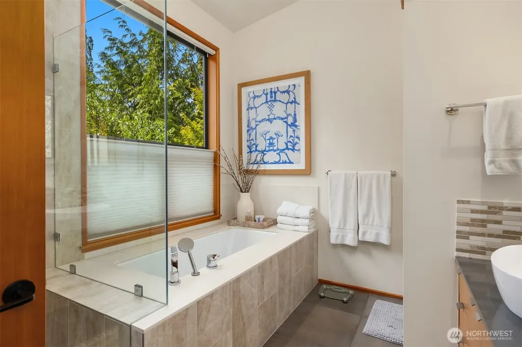 175 Wood Avenue SW Bainbridge Island WA 98110