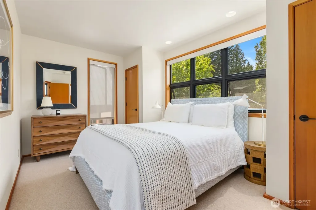 175 Wood Avenue SW Bainbridge Island WA 98110