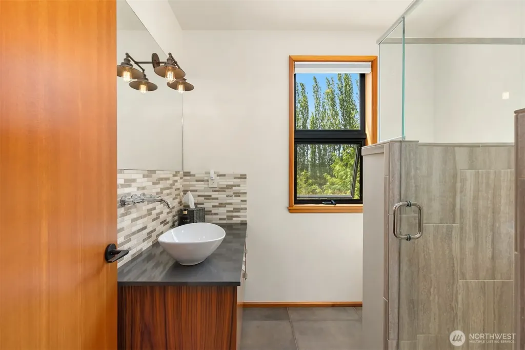 175 Wood Avenue SW Bainbridge Island WA 98110