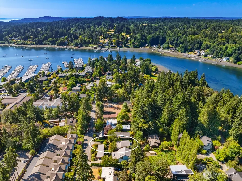 175 Wood Avenue SW Bainbridge Island WA 98110