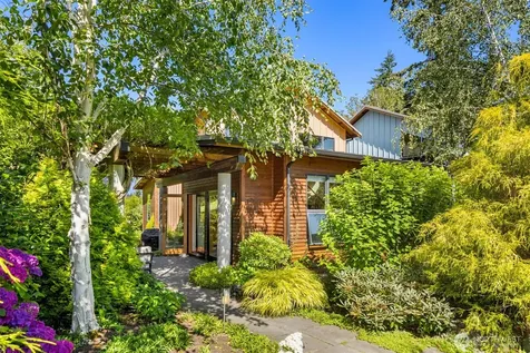 175 Wood Avenue SW Bainbridge Island WA 98110