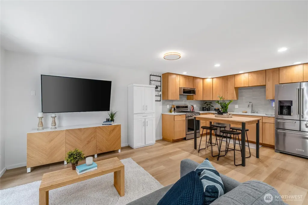 9229 17th Avenue SW Seattle WA 98106
