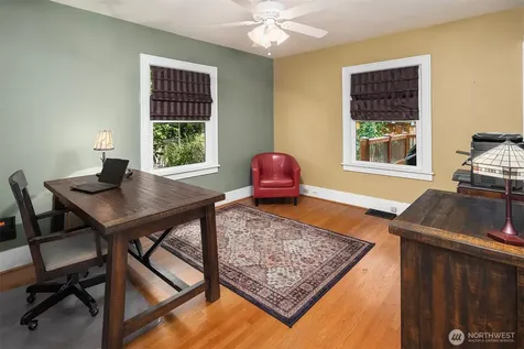 6702 5th Avenue NW Seattle WA 98117