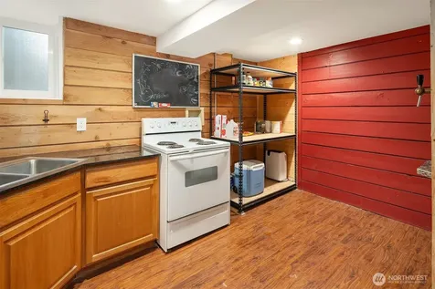 6702 5th Avenue NW Seattle WA 98117