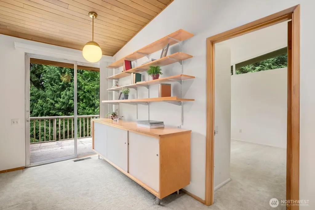 11880 NE 36th Place Bellevue WA 98005