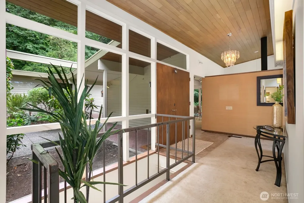 11880 NE 36th Place Bellevue WA 98005