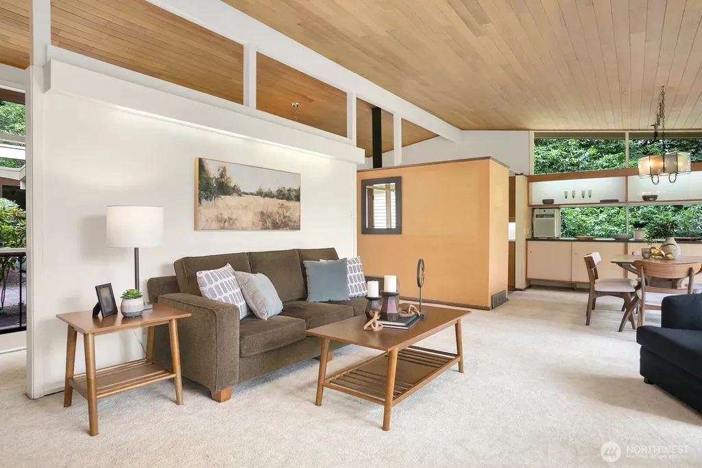 11880 NE 36th Place Bellevue WA 98005