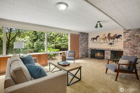 11880 NE 36th Place Bellevue WA 98005