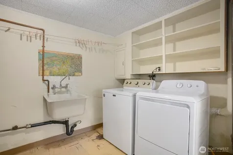 11880 NE 36th Place Bellevue WA 98005