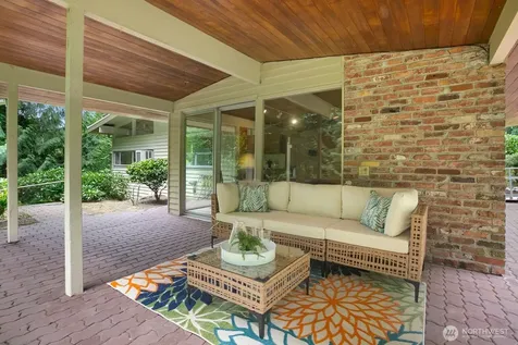 11880 NE 36th Place Bellevue WA 98005