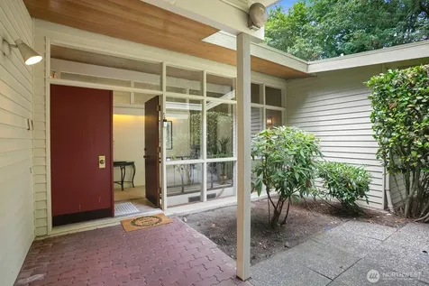 11880 NE 36th Place Bellevue WA 98005