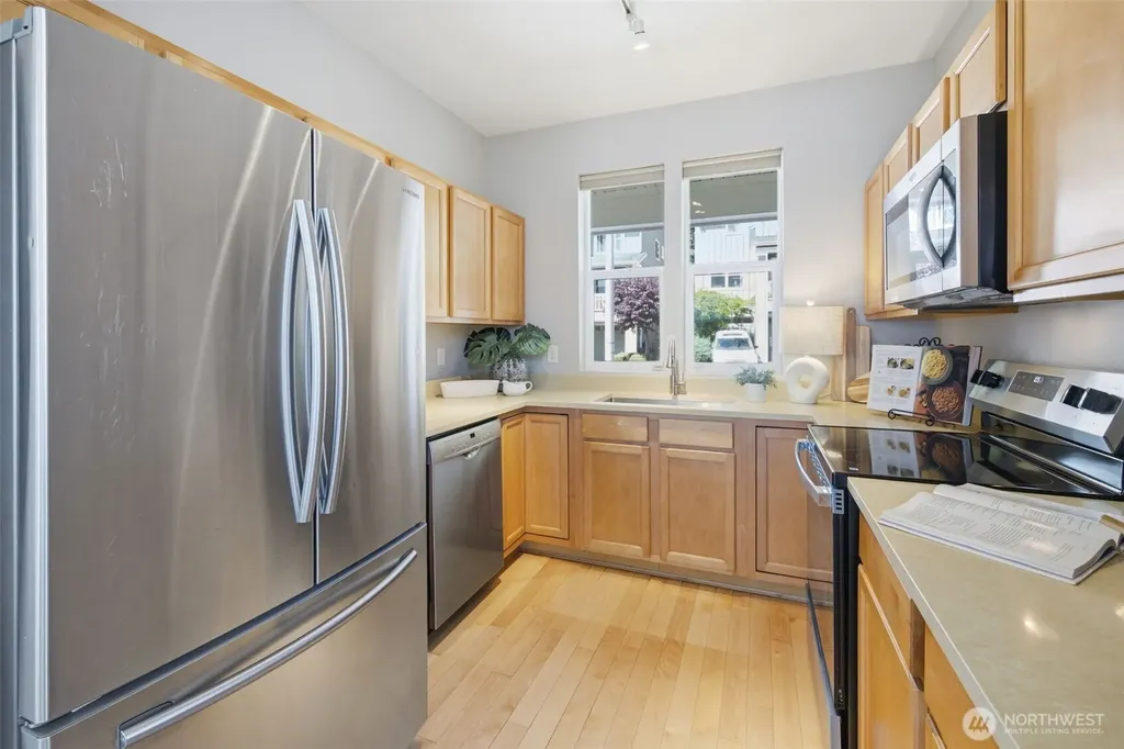 7624 39th Avenue S Seattle WA 98118