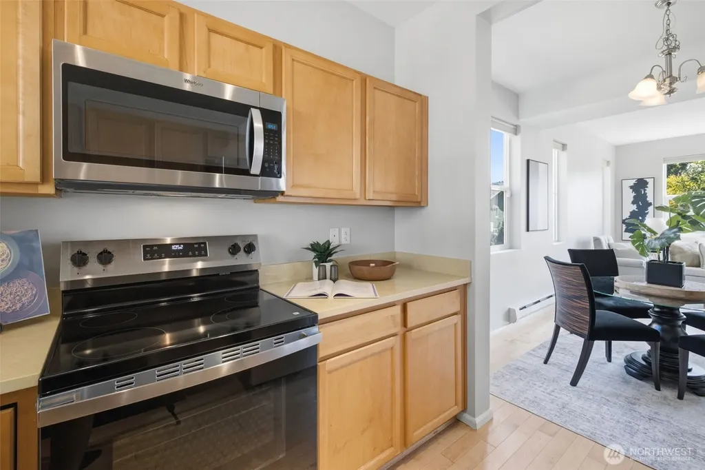7624 39th Avenue S Seattle WA 98118