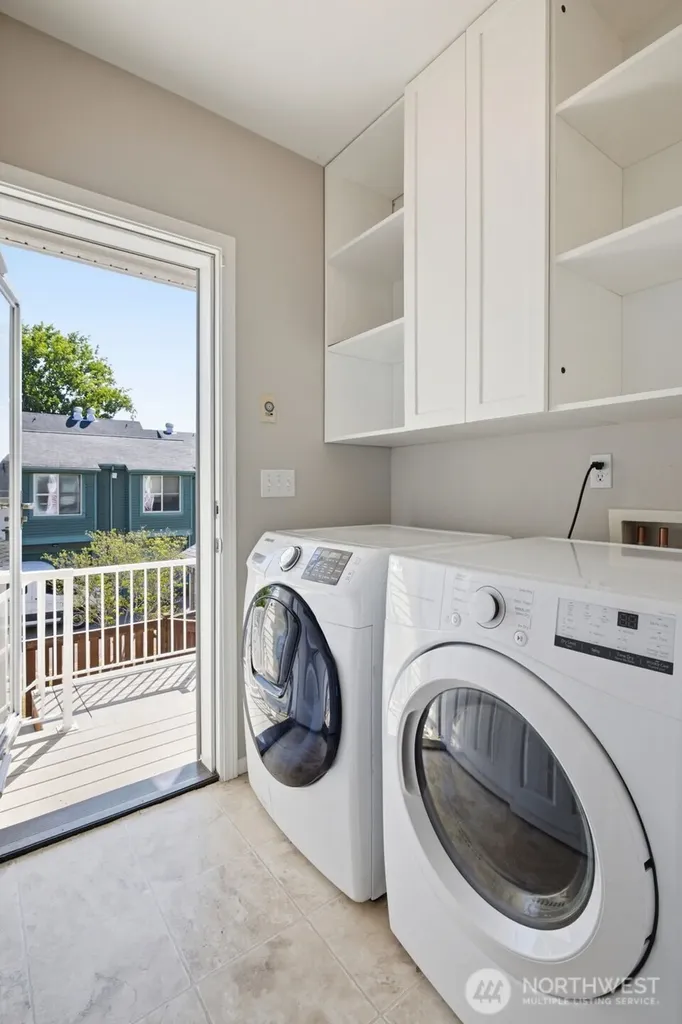 7624 39th Avenue S Seattle WA 98118