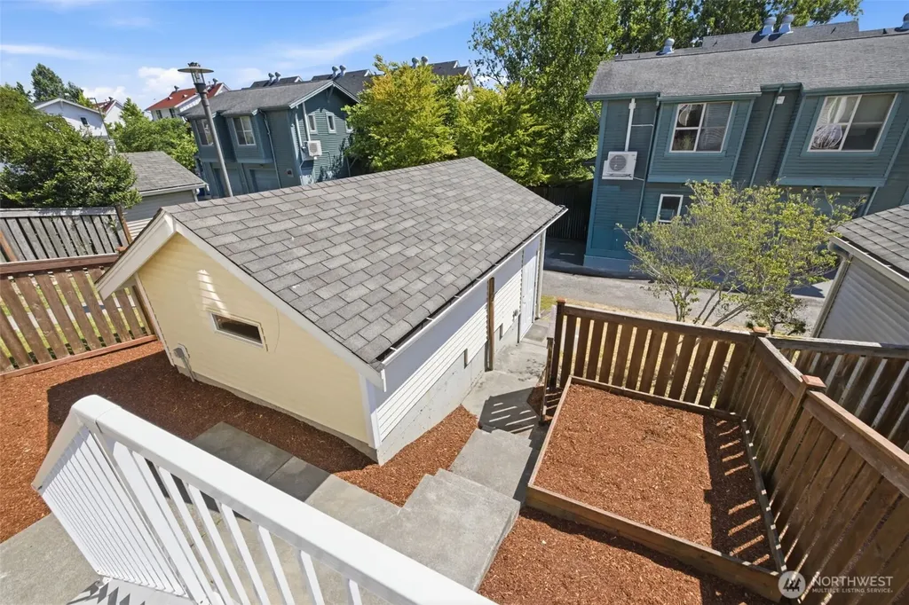 7624 39th Avenue S Seattle WA 98118