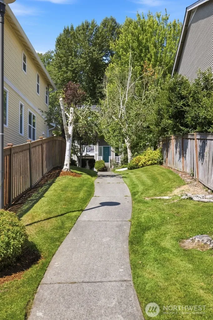 7624 39th Avenue S Seattle WA 98118