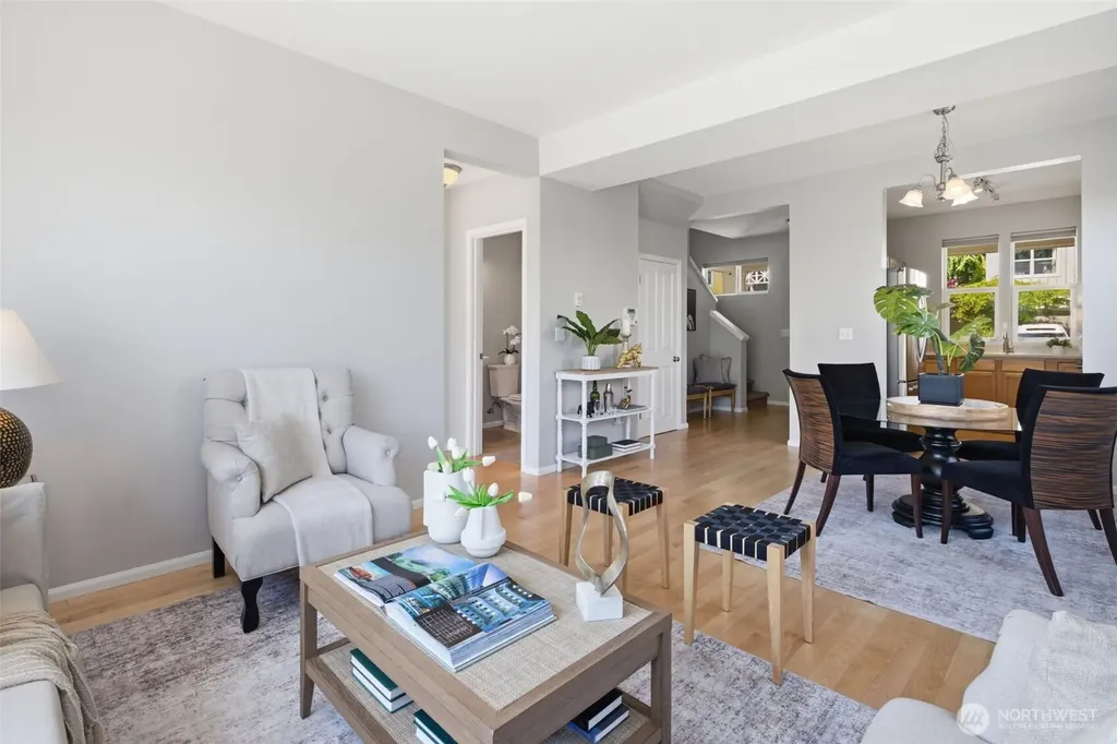 7624 39th Avenue S Seattle WA 98118