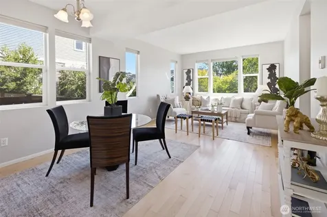 7624 39th Avenue S Seattle WA 98118