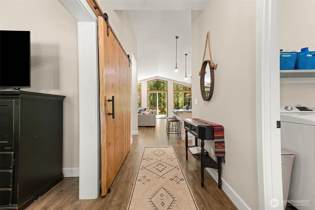 632 E Pointes Drive W Shelton WA 98584