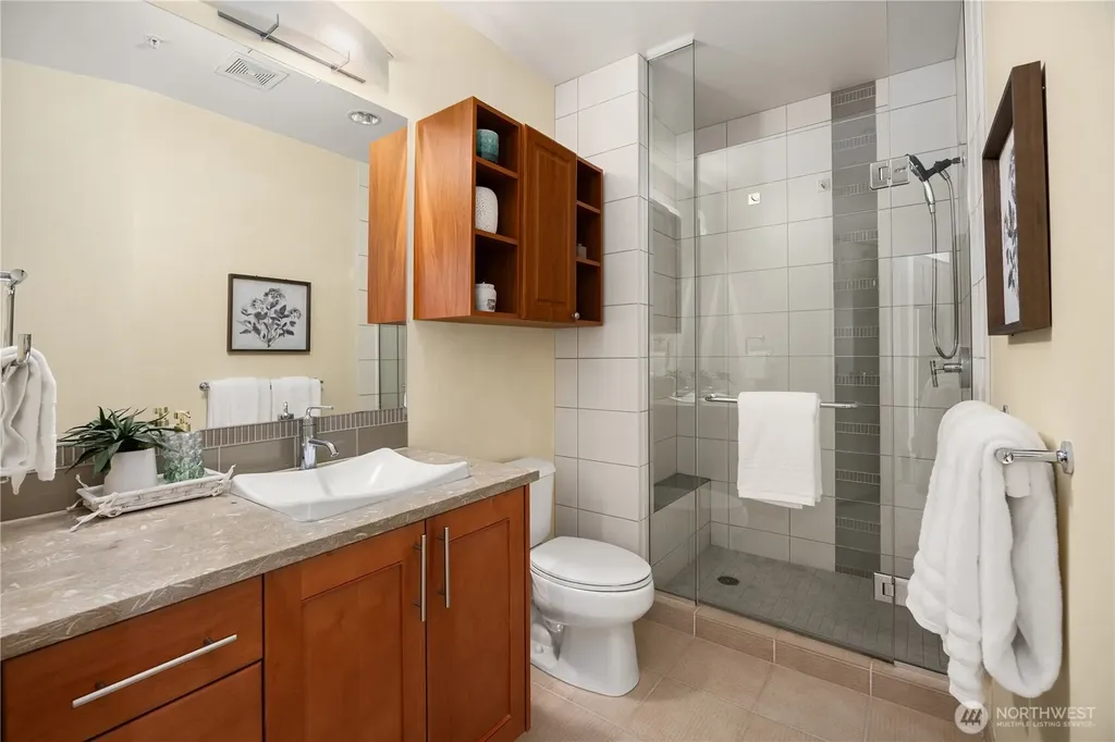 10610 NE 9th Place Bellevue WA 98004