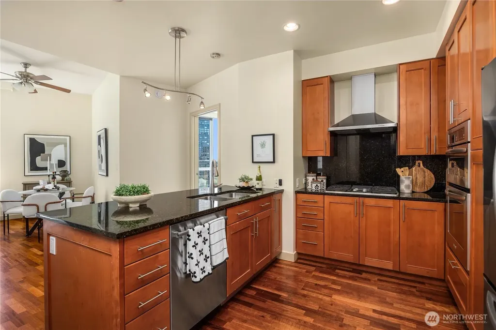 10610 NE 9th Place Bellevue WA 98004