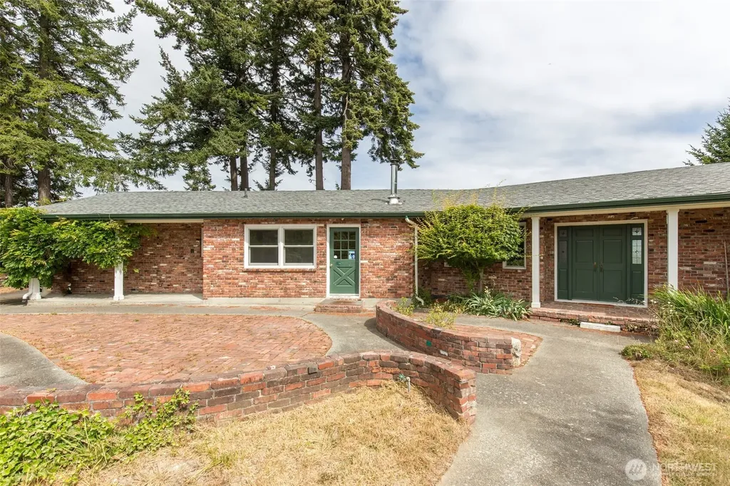 441 E Hillcrest Drive Port Angeles WA 98362