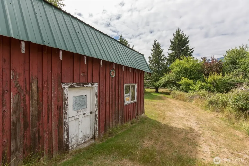 441 E Hillcrest Drive Port Angeles WA 98362