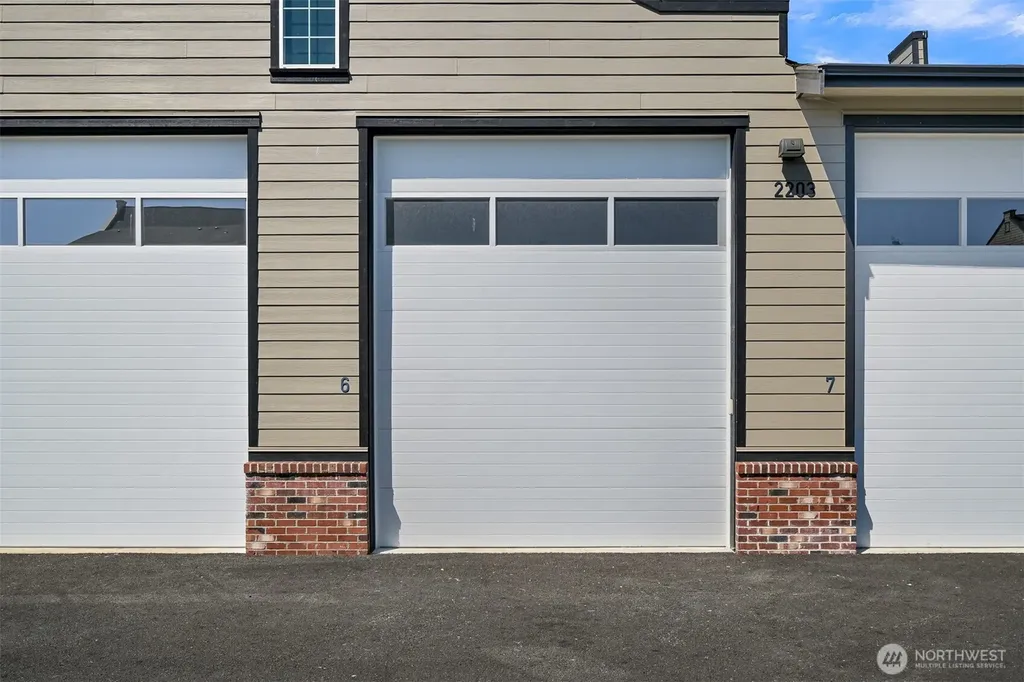 2203 Mercedes Drive Lynden WA 98264