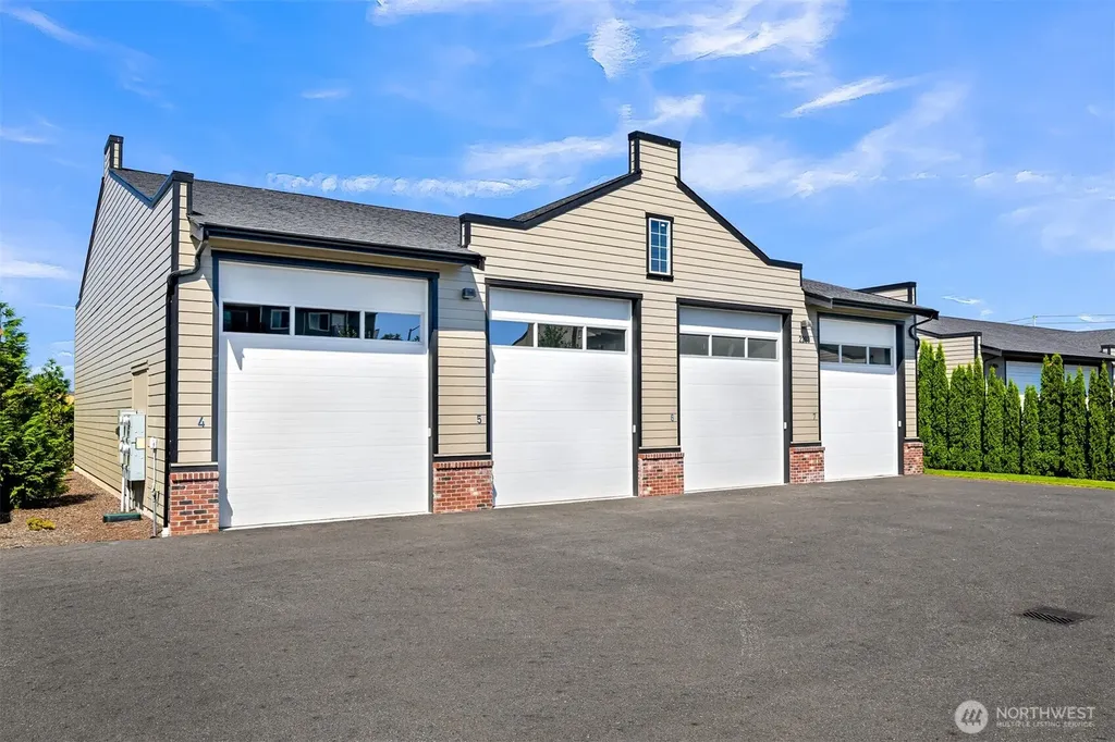 2203 Mercedes Drive Lynden WA 98264