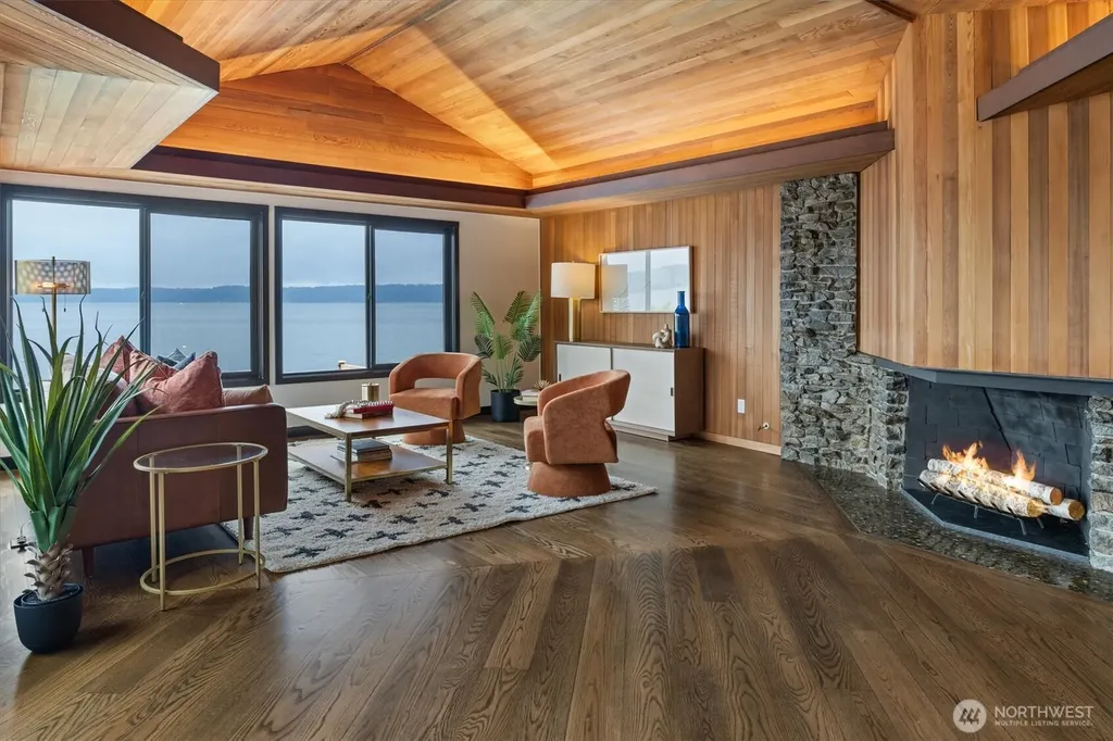 11213 Arroyo Beach Place SW Seattle WA 98146