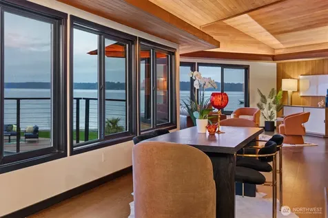 11213 Arroyo Beach Place SW Seattle WA 98146