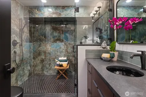 11213 Arroyo Beach Place SW Seattle WA 98146