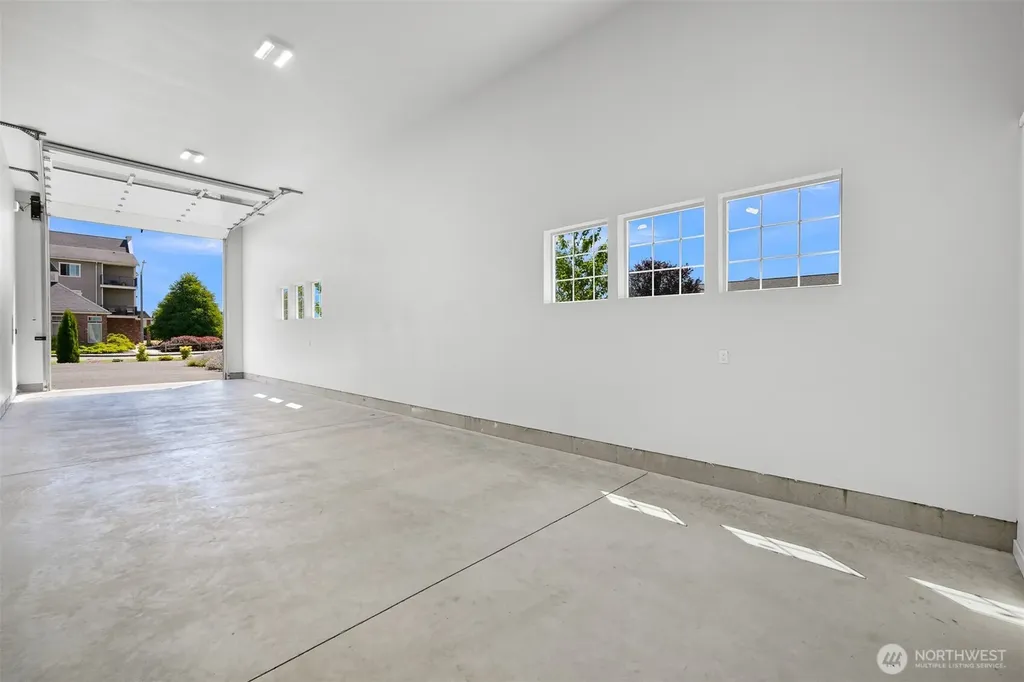 2203 Mercedes Drive Lynden WA 98264