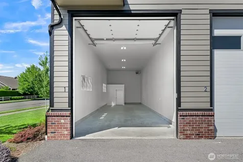 2203 Mercedes Drive Lynden WA 98264