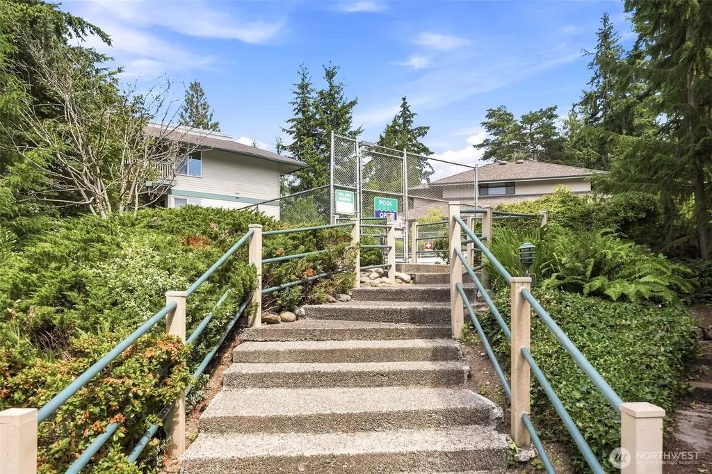 5630 200th Street SW Lynnwood WA 98036