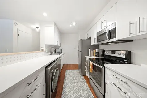 5630 200th Street SW Lynnwood WA 98036