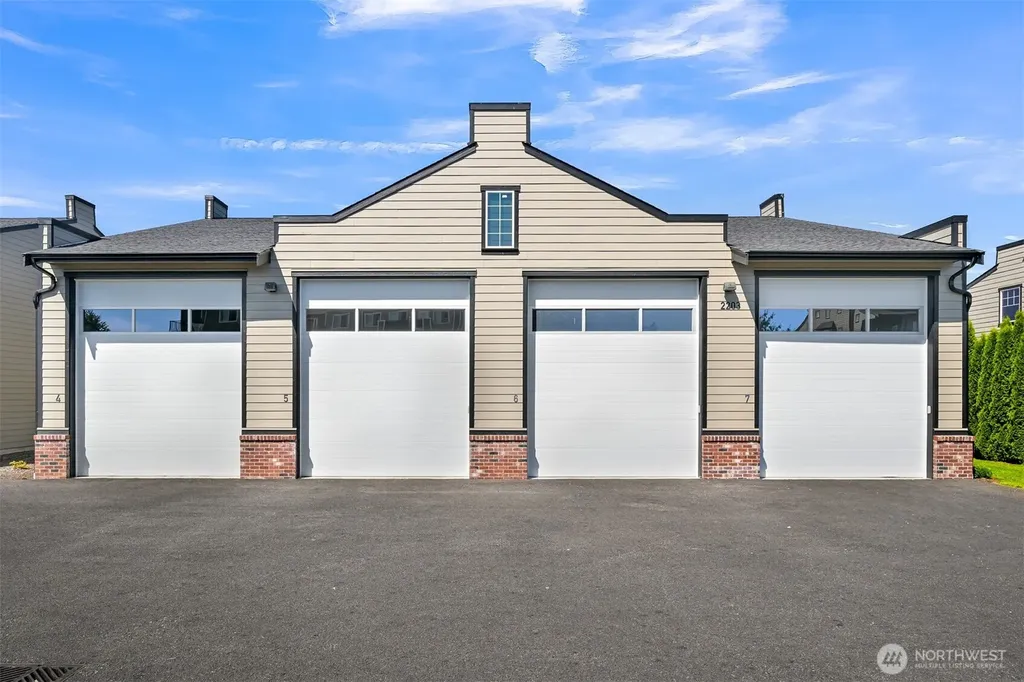 2203 Mercedes Drive Lynden WA 98264