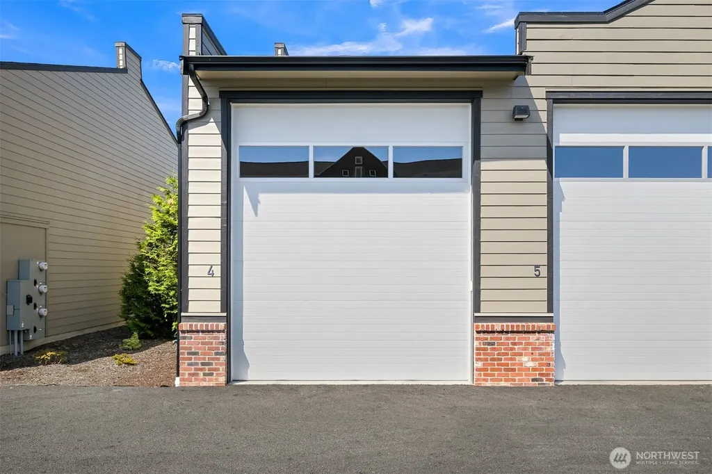 2203 Mercedes Drive Lynden WA 98264