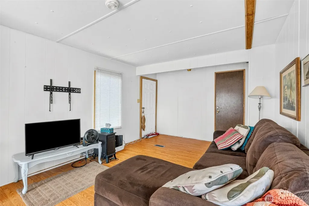 13301 North Place Long Beach WA 98631